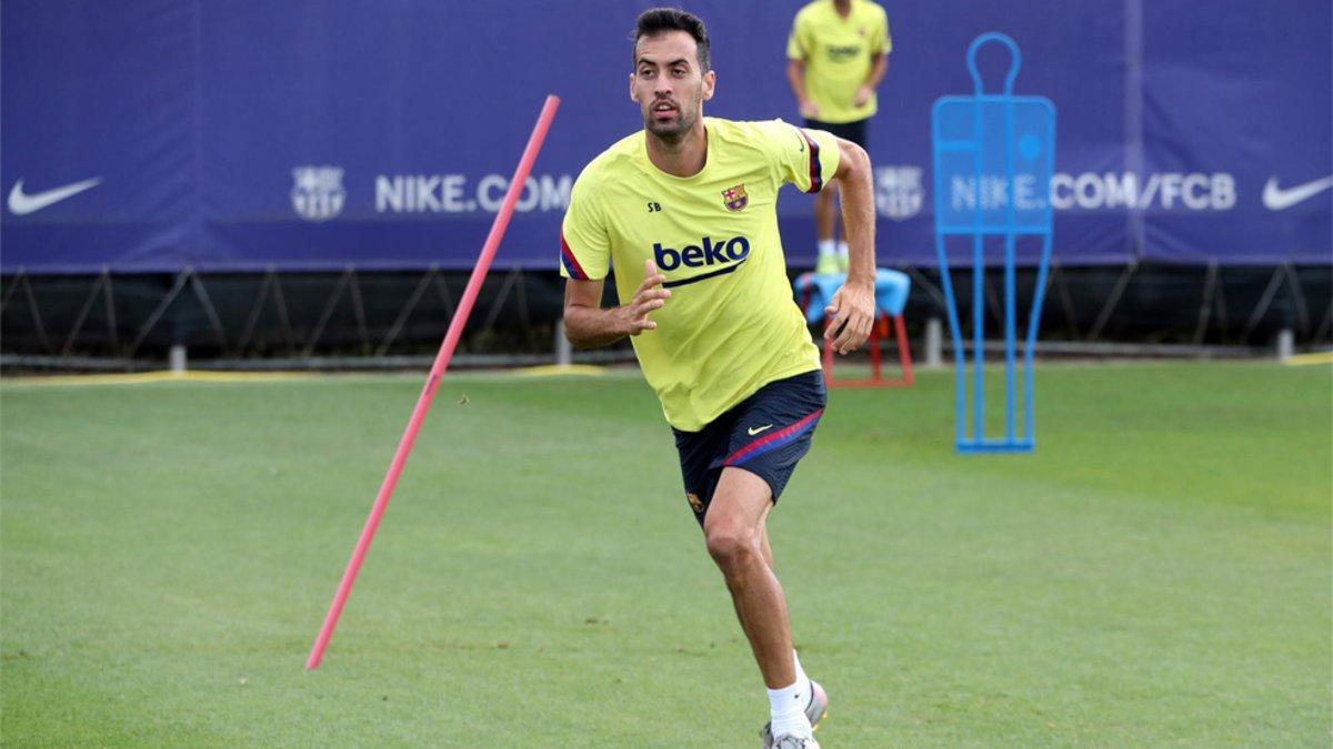 Sergio Busquets mejora de su lesión y ya vuelve a hacer trabajo de campo