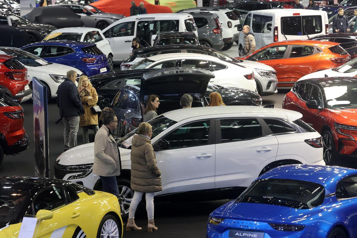 Foto de archivo del salón del automóvil que se celebra en el Ifevi.