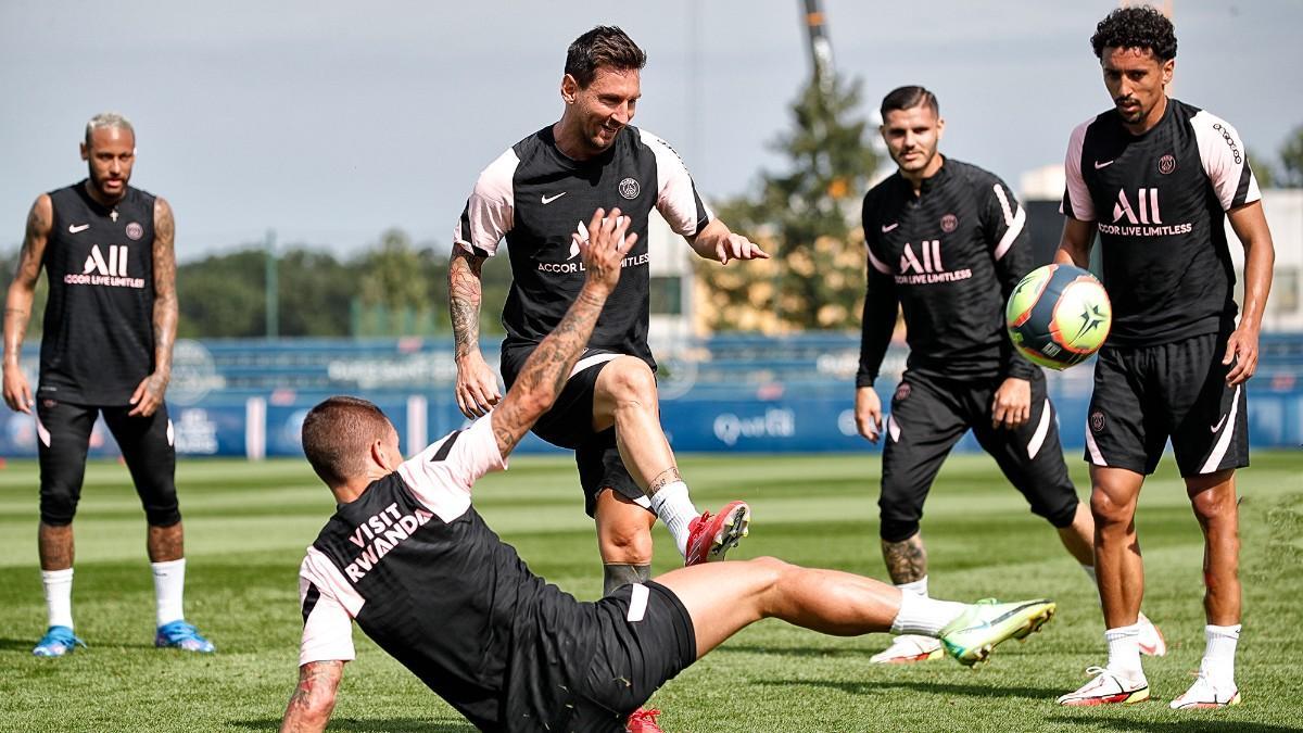 Primer entrenamiento abierto de Messi en el PSG