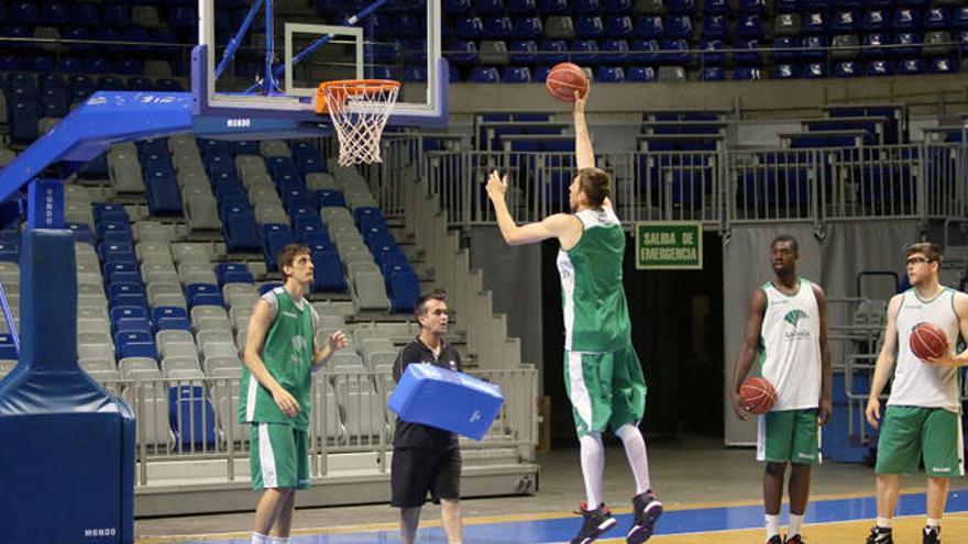 Fran Vázquez en un entrenamiento de esta semana previo al comienzo de la eliminatoria.