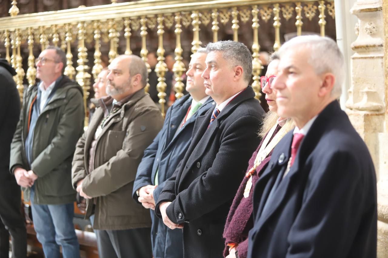 El obispo de Córdoba preside en la Catedral el Jubileo de las Cofradías