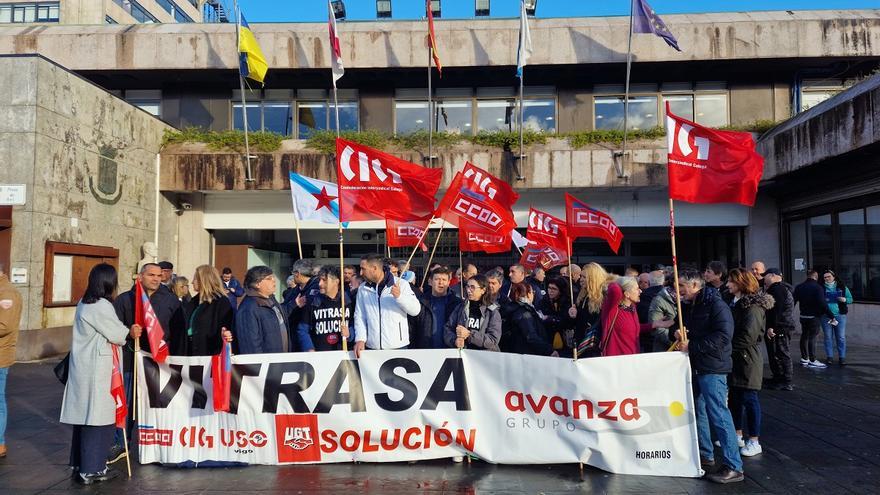 Trabajadores de Vitrasa reprochan a Caballero que no medie en el conflicto con la empresa