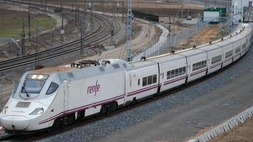 Oferta: Billetes para viajar en tren en agosto entre València y Barcelona por sólo 17 euros