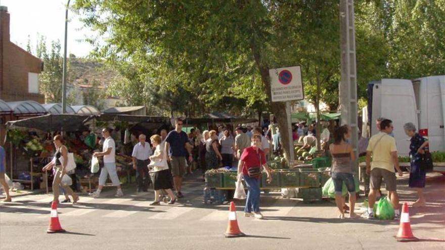 El mercadillo semanal de Navalmoral pasará a ubicarse en el recinto del ferial