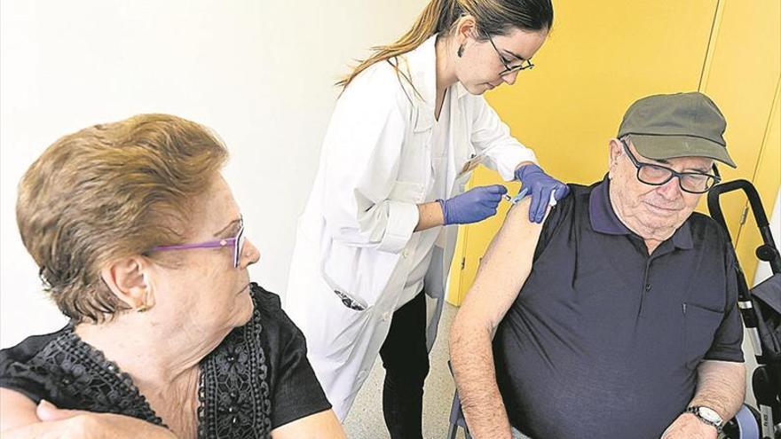 Ambulatorios de Castellón se quedan sin vacunas antigripales pese a ir el virus a más