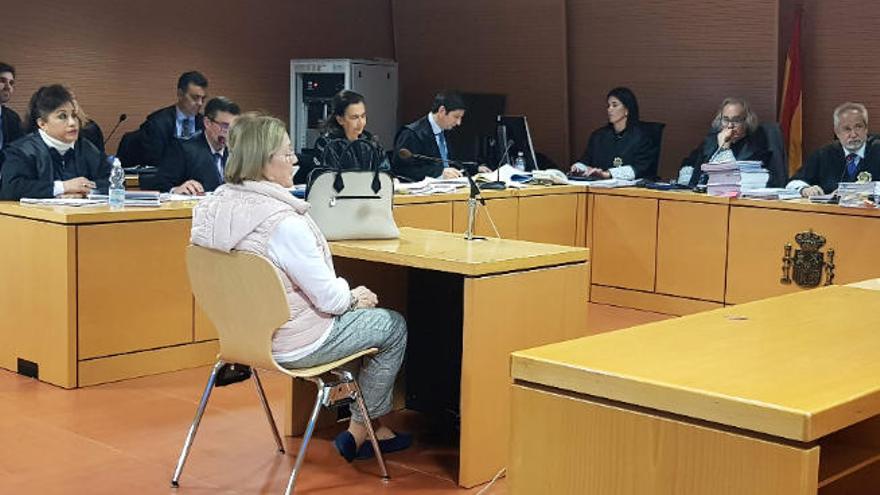Olga María Ramos, ayer, durante su declaración en Arrecife ante la Sección Sexta de la Audiencia Provincial de Las Palmas como testigo en el juicio de Stratvs.