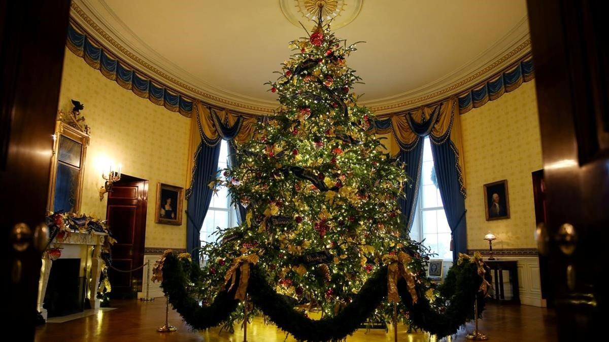 arbol navidad casa blanca