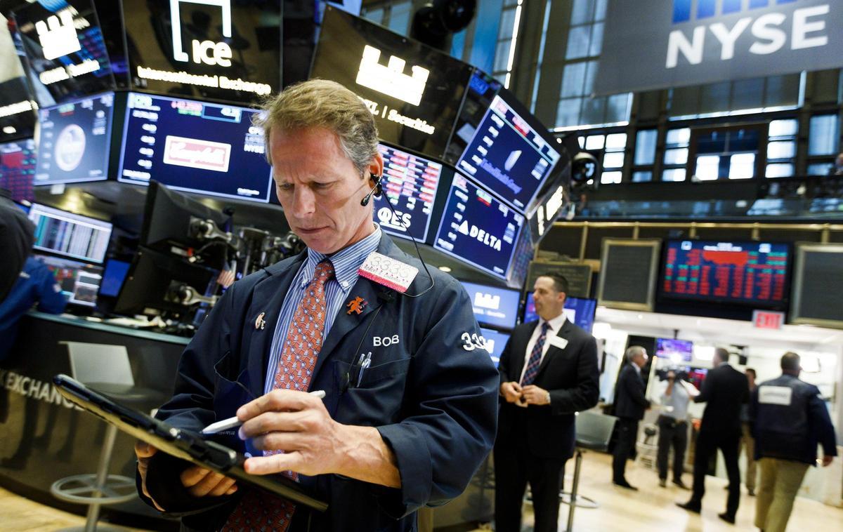 Wall Street cierra en plena actividad.