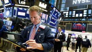 Wall Street cierra en rojo y el Dow Jones baja un 0,38 %