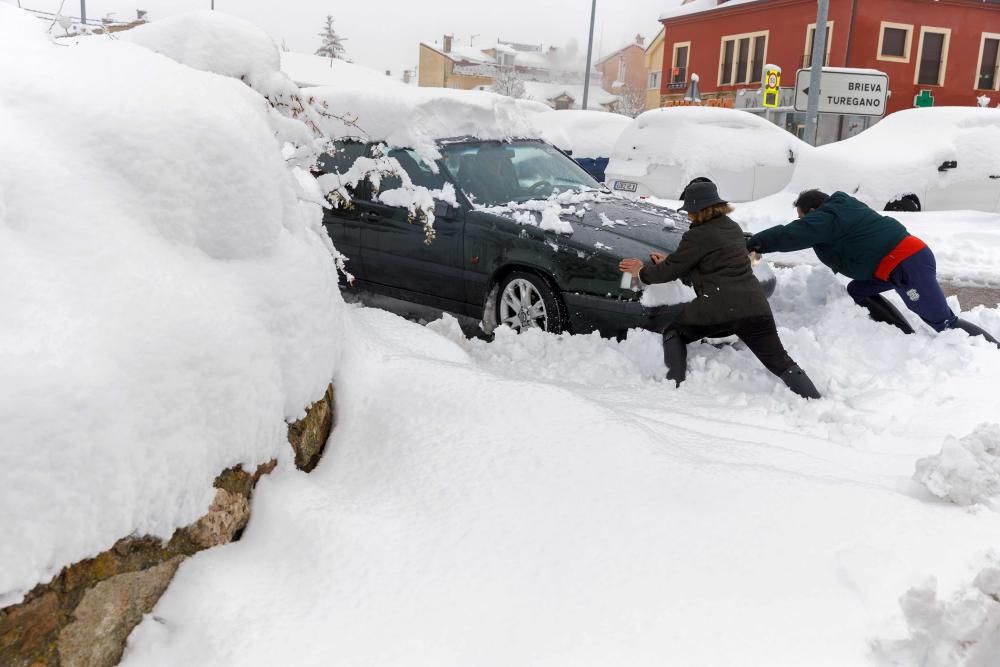 La nieve azota la península