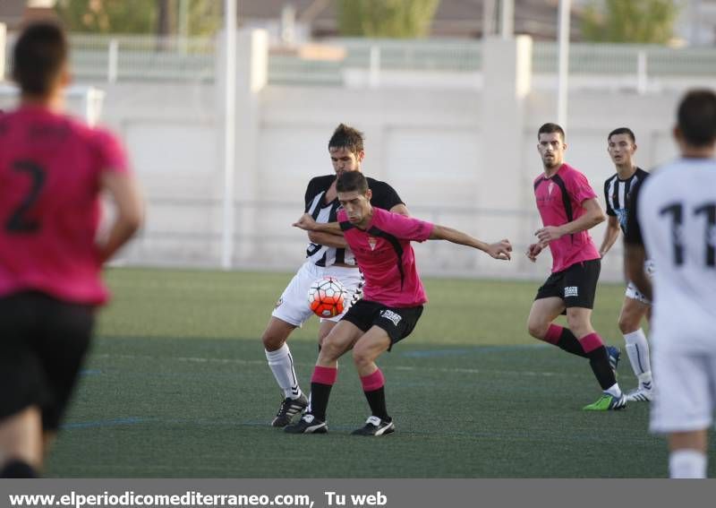 GALERÍA DE FOTOS -- El CD Castellón calienta motores frente al Almazora