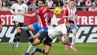 Stuani deshace la muralla del Valencia (2-1)