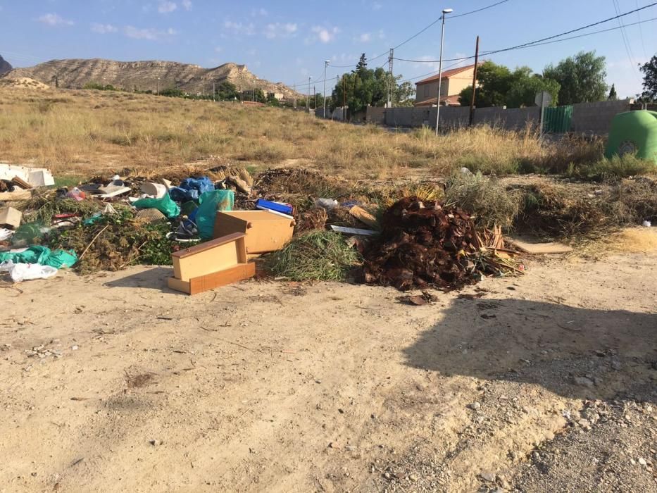 Basura en las calles de Alicante