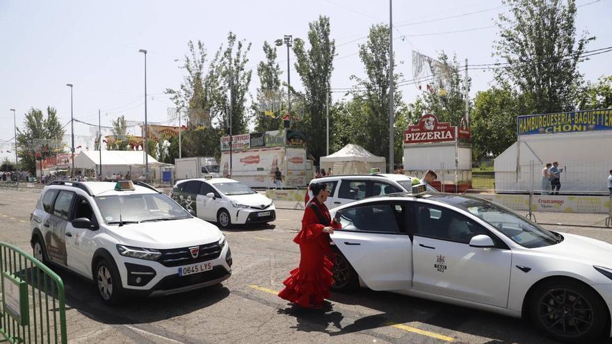 Llegar a la Feria de Córdoba: precios del taxi, el bus y el aparcamiento este año
