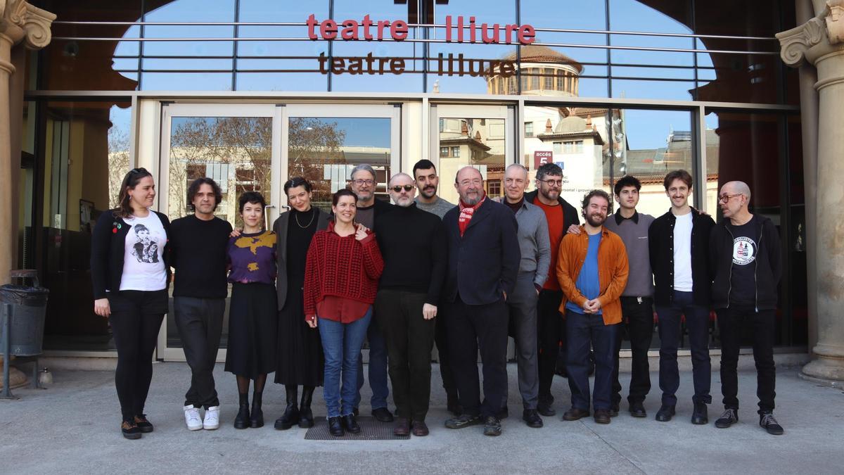 El elenco de 'Macbeth' en el Teatre Lliure