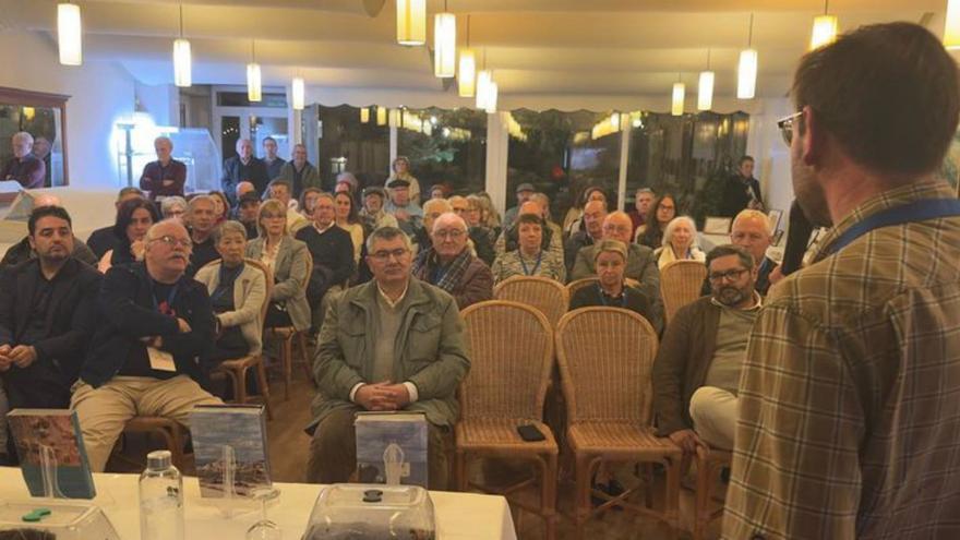Asistentes a una de las charlas inaugurales. |  Paco Luna