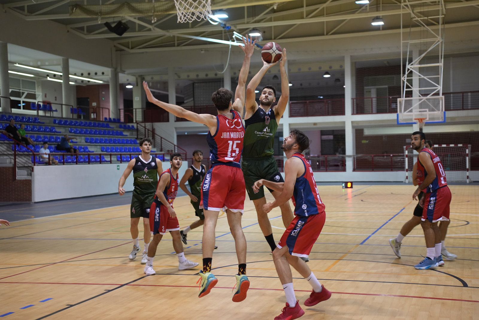 El partido del UCB Córdoba ante el Jaén, en imágenes