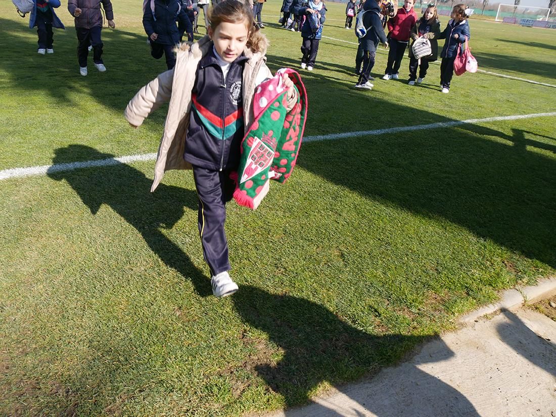 FOTOS || El colegio Sagrado Corazón, en el entrenamiento del Córdoba CF