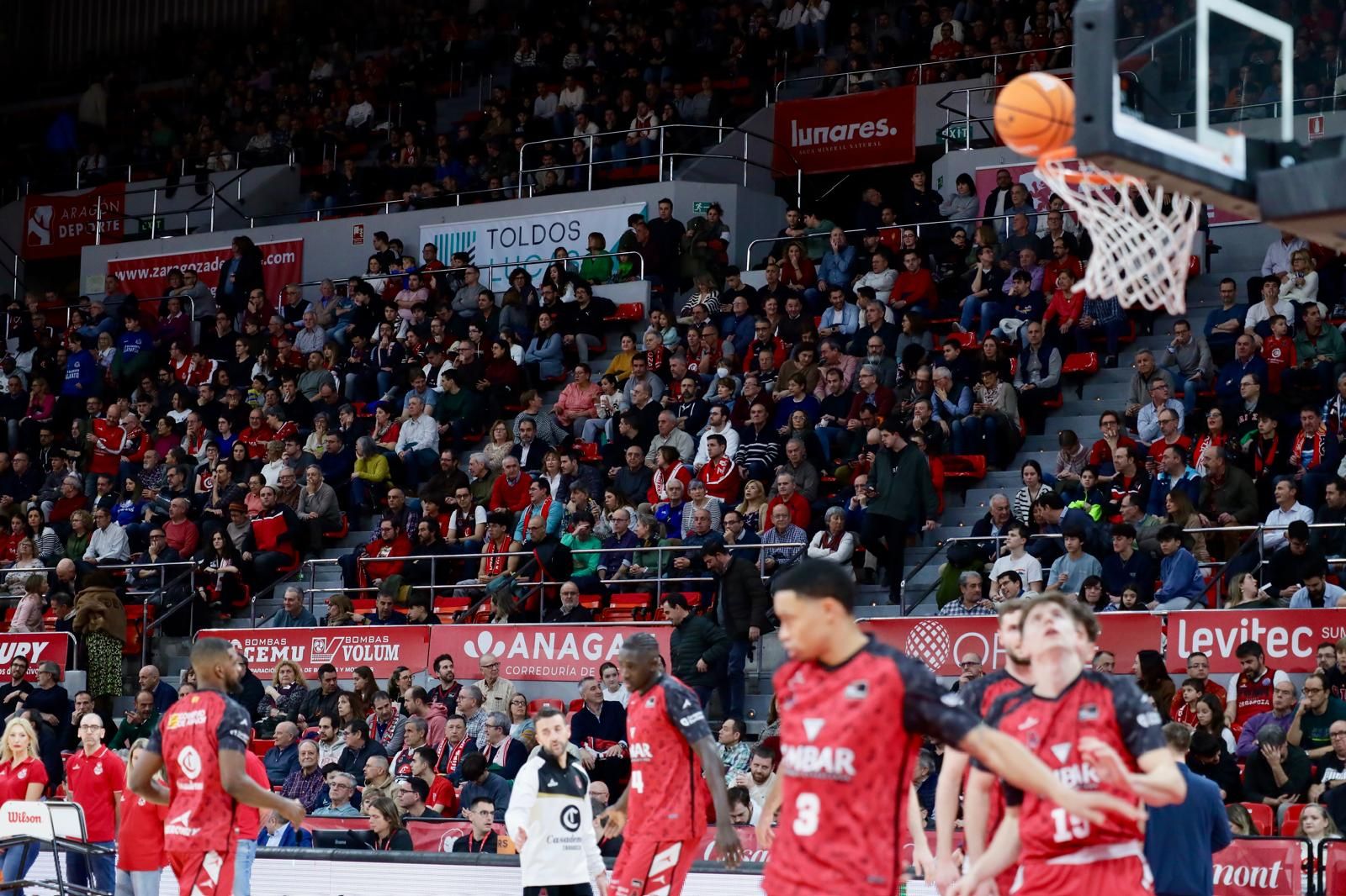 Así ha sido el partido entre el Casademont Zaragoza y el Baxi manresa