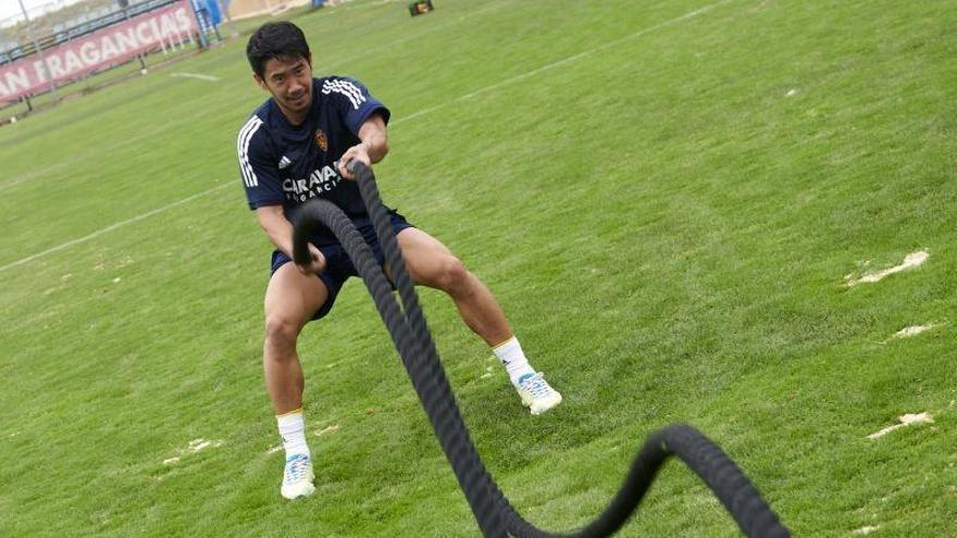 Kagawa ya mira a enero para encontrar equipo