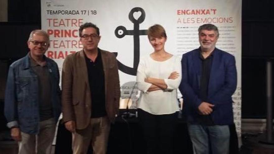 Abel Guarinos (director del IVAC), Carles Magraner, Marga Landete y Xavier Albertí, en la presentación del concierto de Capella de Ministrers.