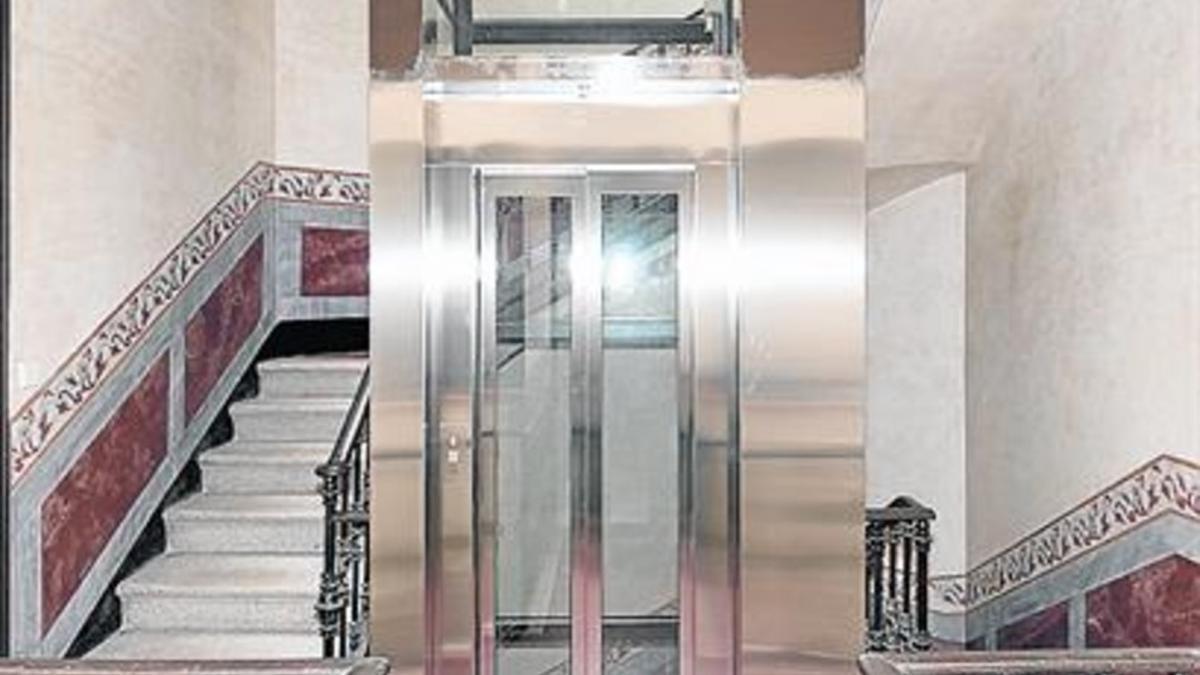 Mejoras en la accesibilidad de una finca mediante un ascensor.
