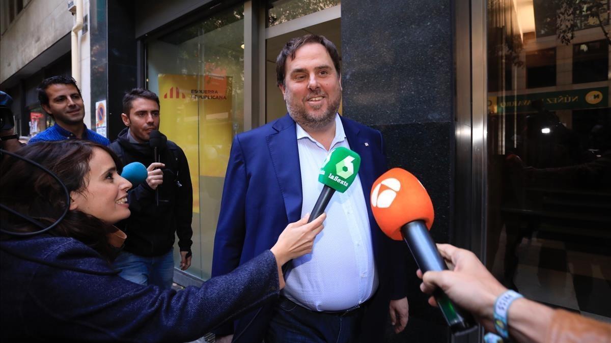 zentauroepp40746817 barcelona 30 10 2017 politica oriol junqueras saliendo de la171030140444