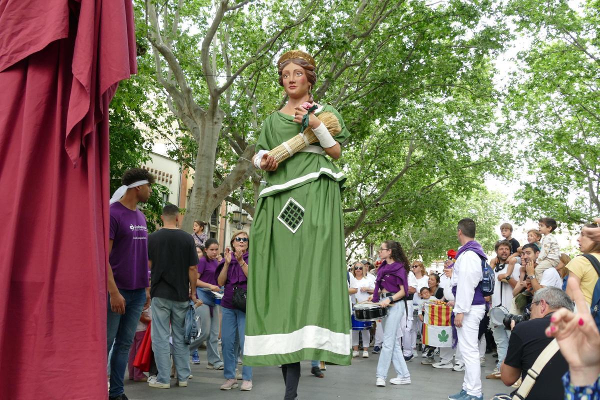 EN IMATGES | Una desena de colles geganteres es troben a Figueres per celebrar les Fires i Festes de la Santa Creu EN IMATGES | Una desena de colles geganteres es troben a Figueres per celebrar les Fires i Festes de la Santa Creu