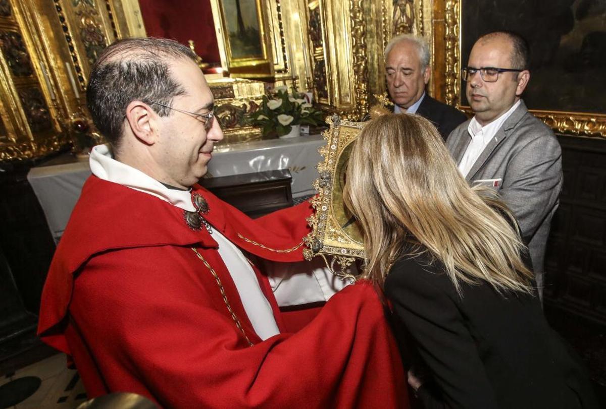 Pruebas en el camarín de la Santa Faz