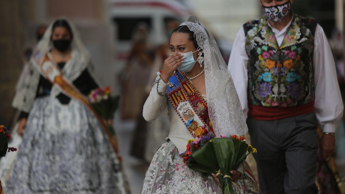 Búscate en el segundo día de Ofrenda por la calle de la Mar (entre las 19.00 y las 20.00 horas)