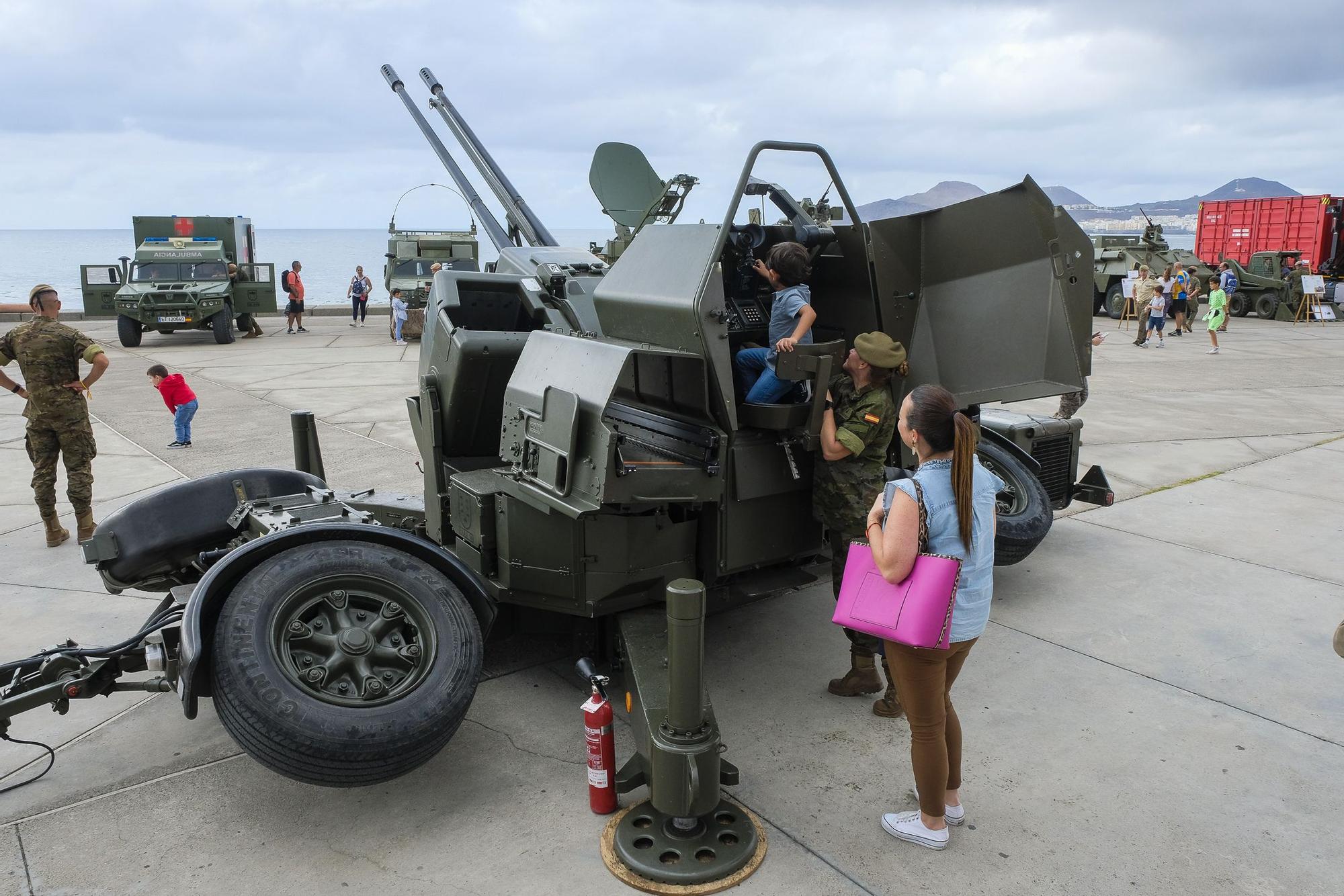 Celebración del Día de las Fuerzas Armadas en Las Palmas de Gran Canaria