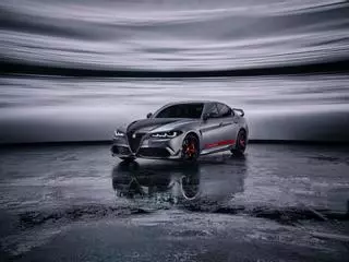 Alfa Romeo Giulia Quadrifoglio Luna Rossa