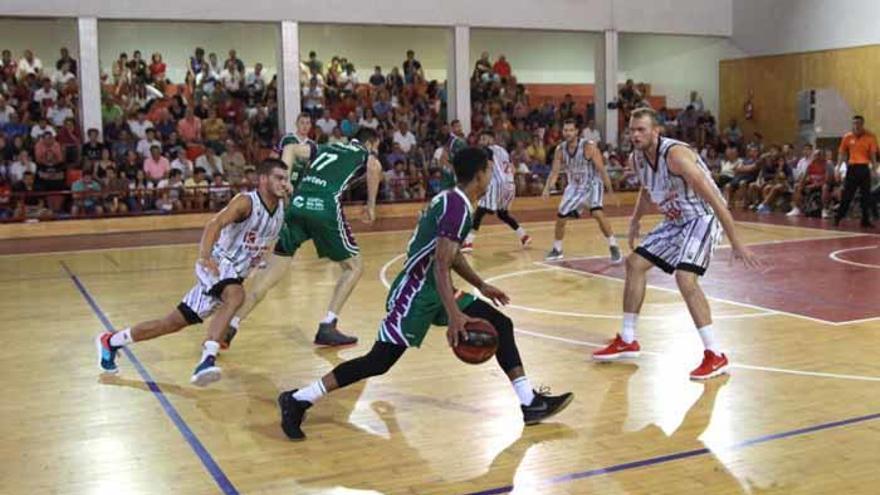 El Unicaja se impuso el viernes pasado en Puertollano al Montakit Fuenlabrada.