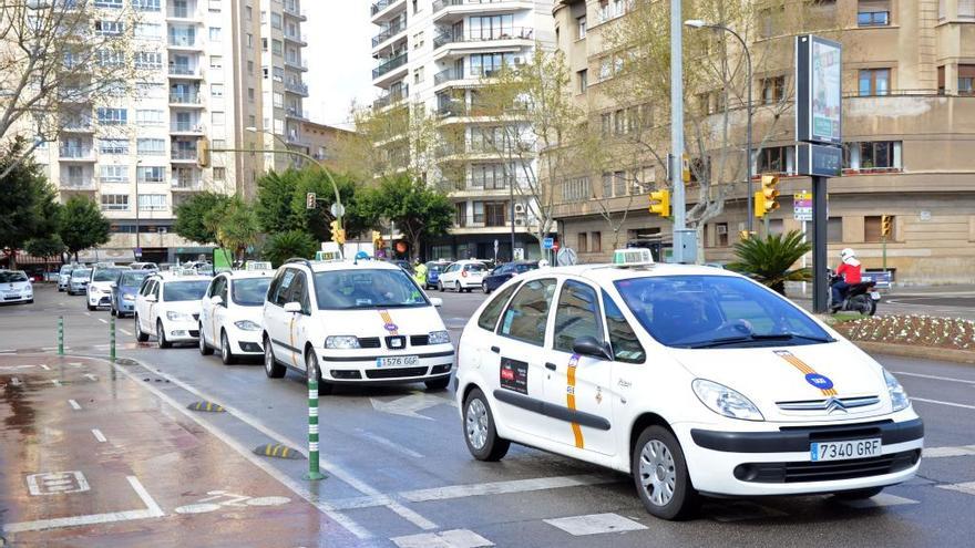 Llegan a Baleares los primeros taxis 100% eléctricos de la mano de Nissan