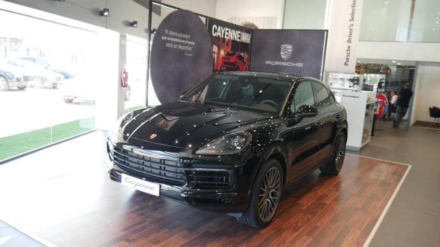 El nuevo Porsche Cayenne Coupé en las instalaciones de Centro Porsche Valencia.