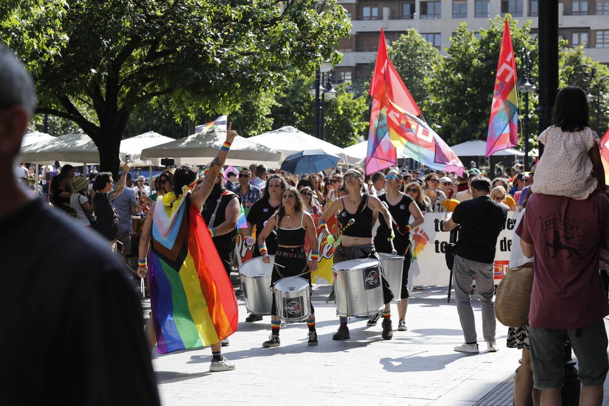 El desfile del Orgullo en Gijón, en imágenes