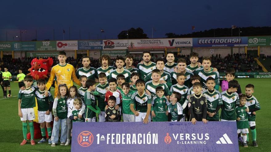 Cobos dice que no se rinde y afirma que el Cacereño peleará hasta el final por salvarse