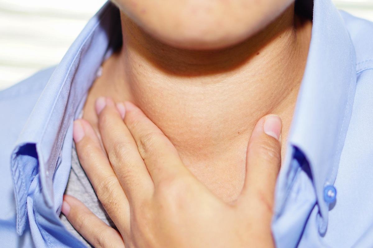 La falta de yodo puede aumentar el tamaño de la tiroides.