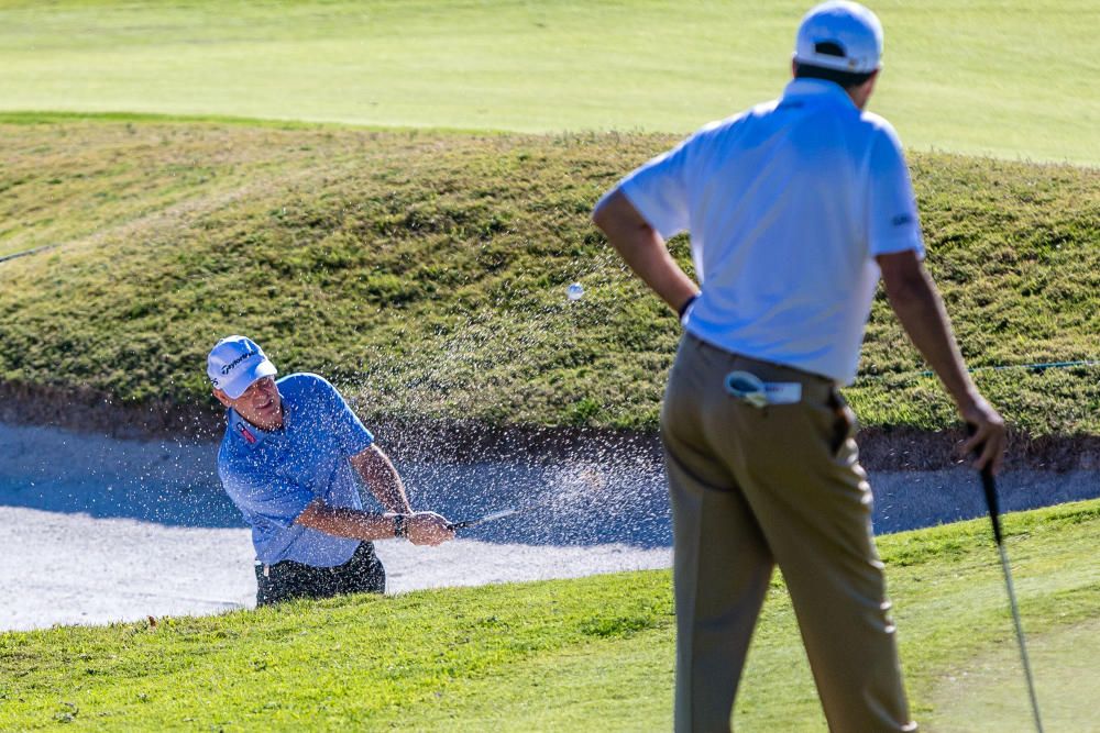 Olazábal y Jiménez lideran el elenco de legendarios golfistas que disputan a partir de hoy el Costa Blanca Seniors Masters en el hotel Villaitana