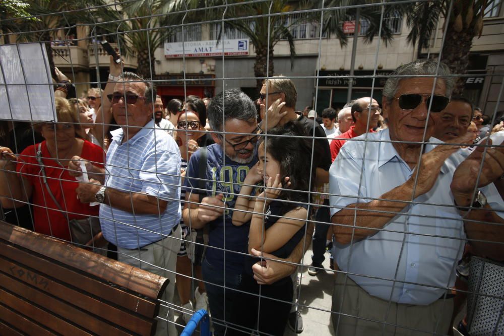 "Esto es sólo un aperitivo de lo que vendrá el día 24", proclamaba orgulloso el pirotécnico.