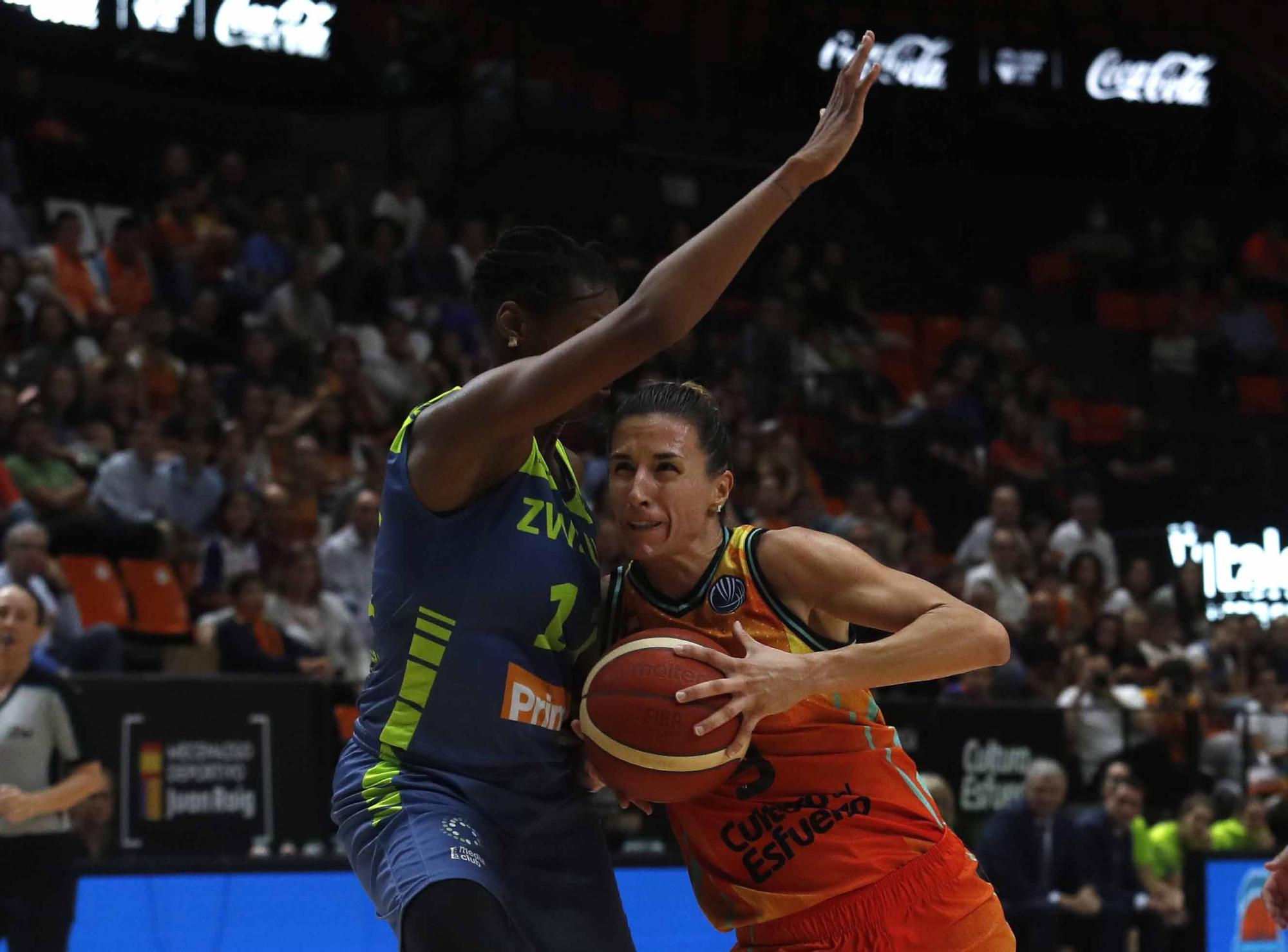 Valencia Basaket - ZVVZ USK Praha de Euroleague Women