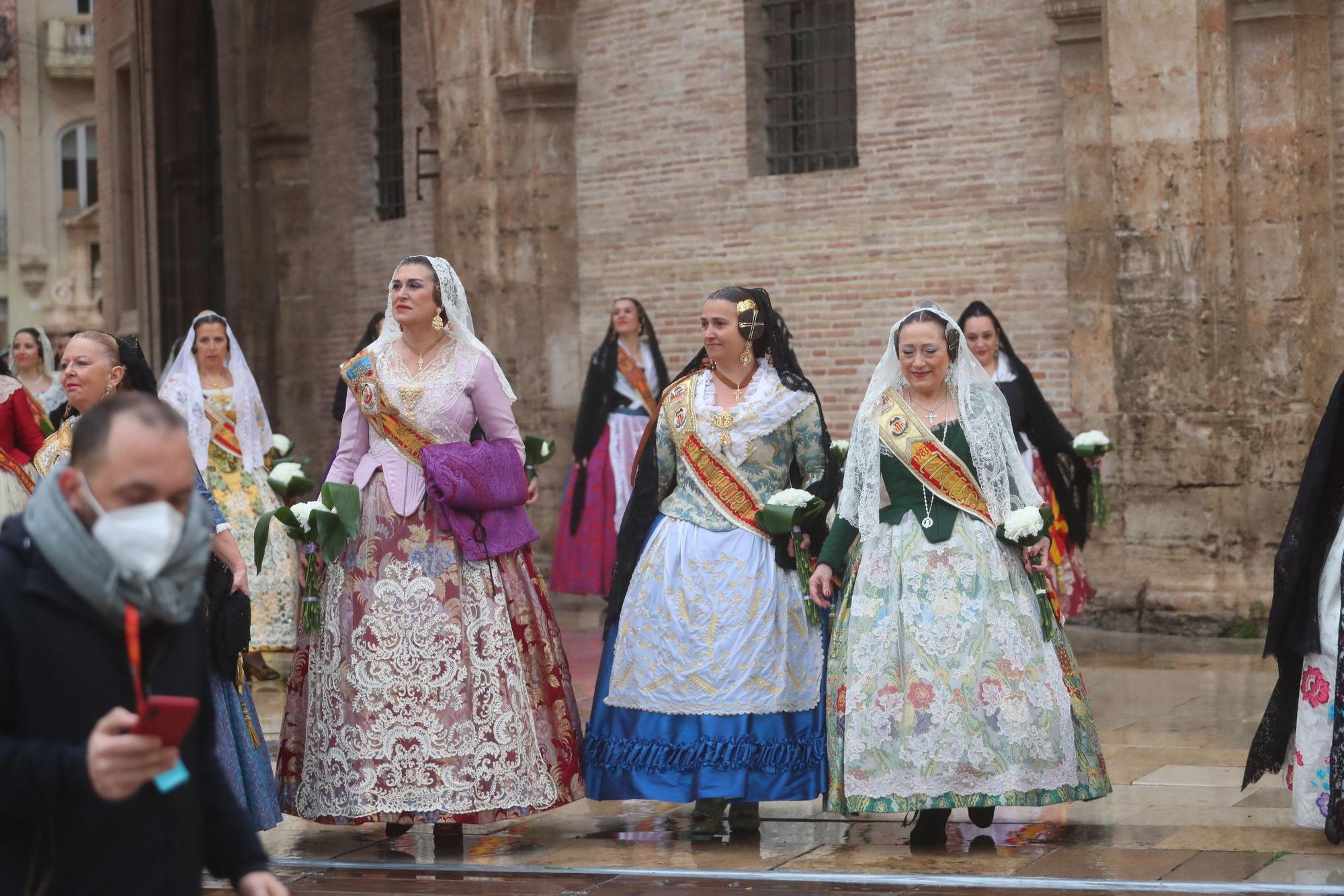 Búscate en el primer día de ofrenda por la calle de la Paz (entre las 18:00 a las 19:00 horas)