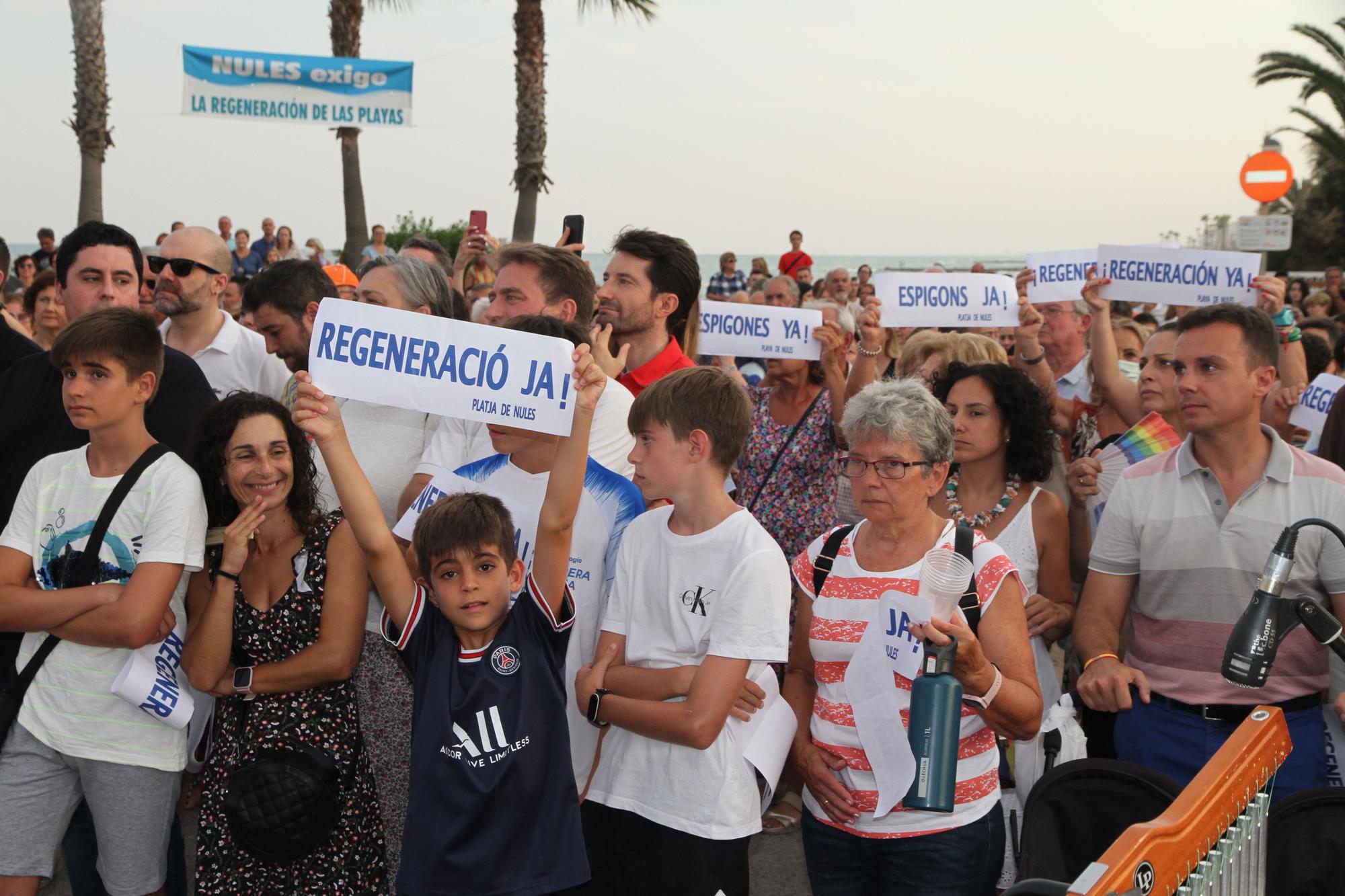 Nules se une contra «la deshumanización» de Costas