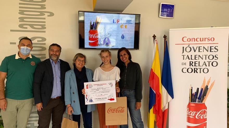 Sofía Esteban, del Liceo Francés Internacional de Gran Canaria, ganadora provincial del concurso Jóvenes Talentos de Relato Corto de Coca-Cola.