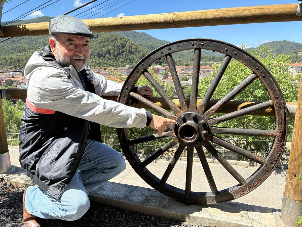 Una antiga roda de canó