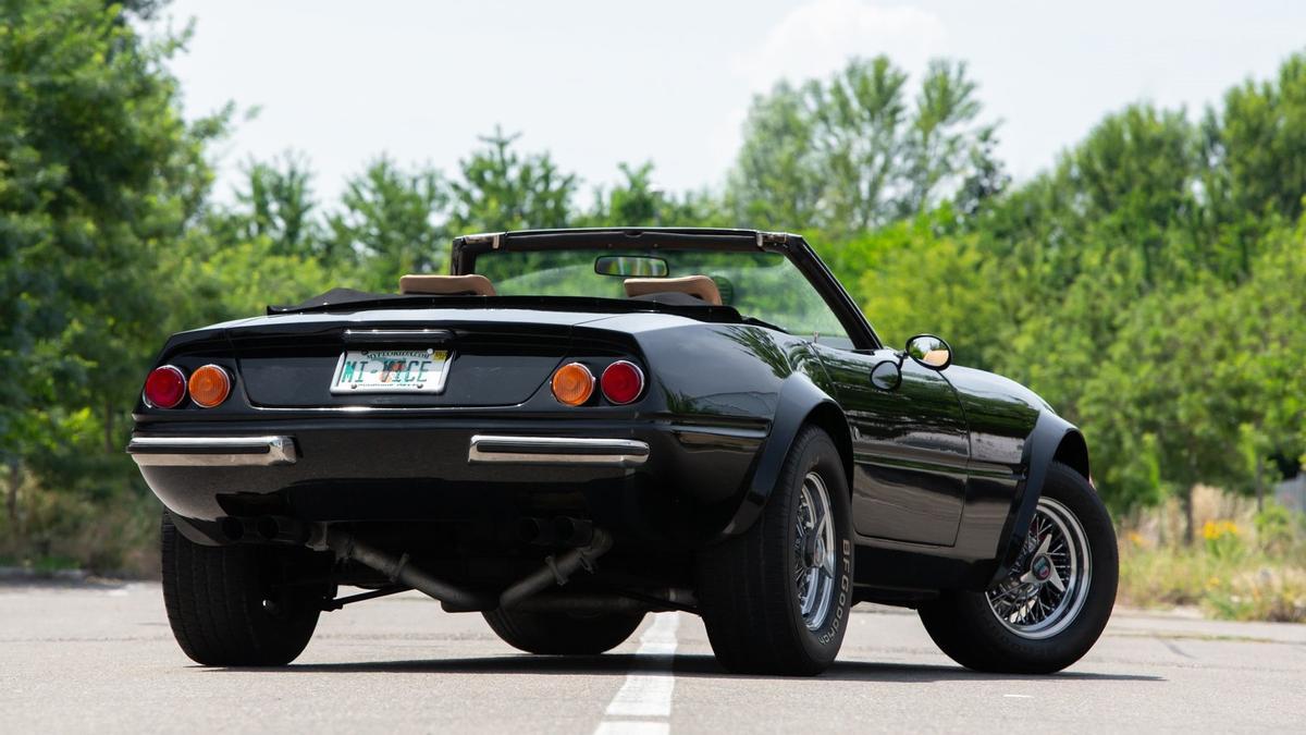 Miami Yolsuzluk arabası yeni sahibini arıyor