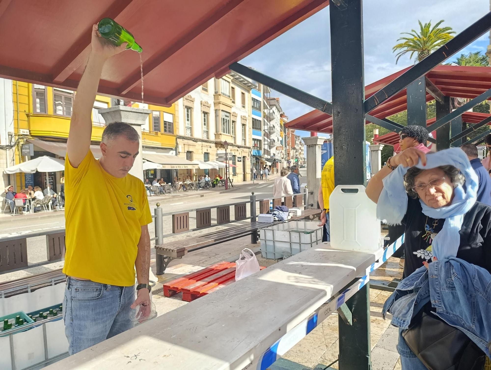 Héctor García, de Llanes,  gana la "champions" de la sidra casera en Villaviciosa