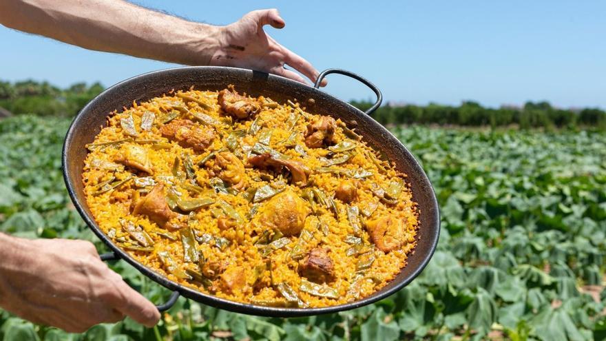 La polémica de la paella con chorizo llega al BOE