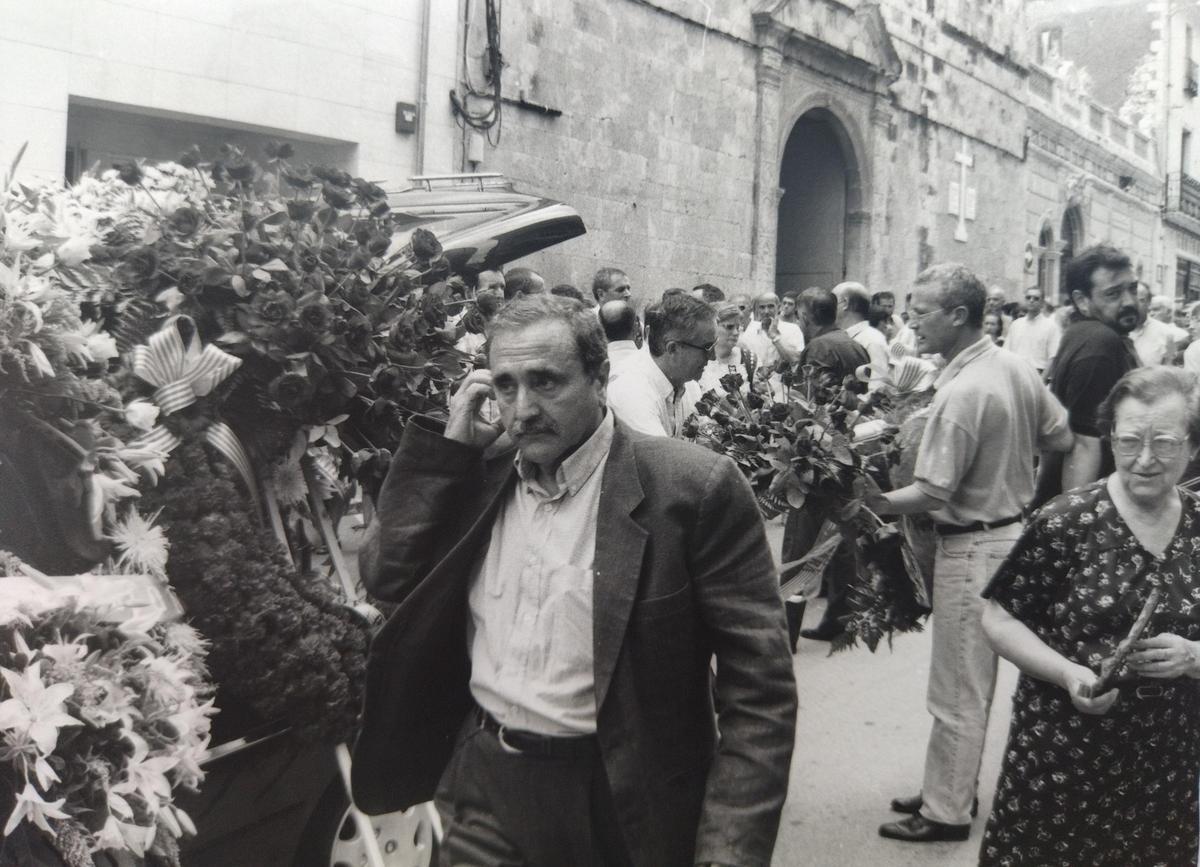 Pedreguer, años 90: El adiós al poeta, premio a Raimon y apoyo al pueblo saharaui Pedreguer, años 90: El adiós al poeta, premio a Raimon y apoyo al pueblo saharaui