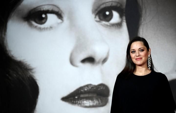 Cotillard, en el estreno de 'Allied' en Londres